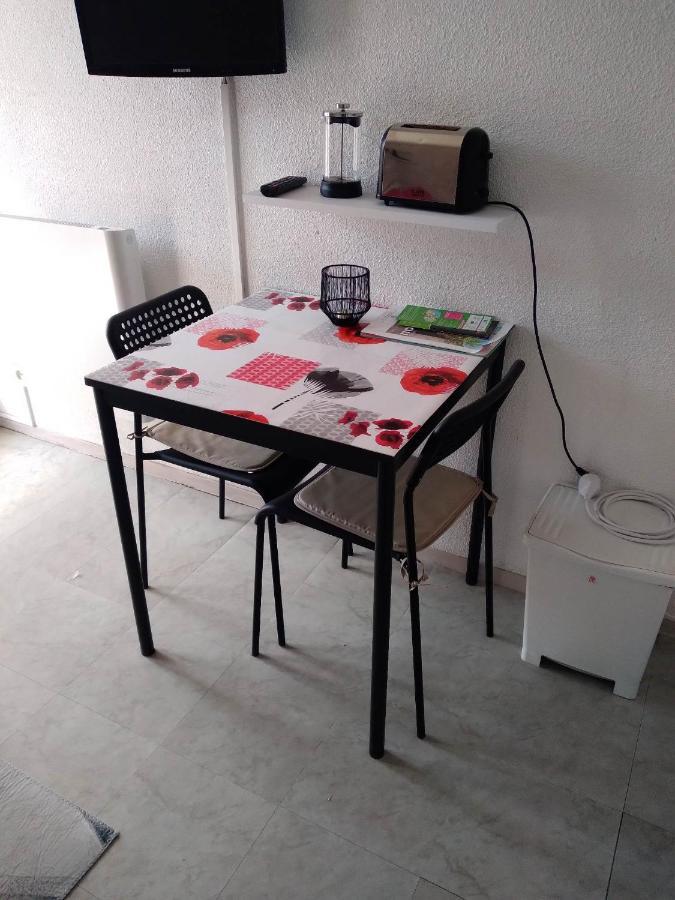 Apartment Proche Des Cures